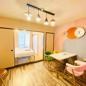 モダンなお部屋箱根神社参拝や駅伝観戦芦ノ湖箱根観光に最適な花火が見える海賊船コンビニ徒歩圏101 アパート 箱根町