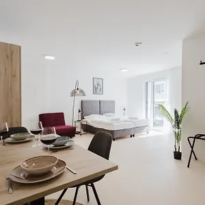 Innsight Appartementhaus - Mit Kuechen Fuer Lang Und Kurzzeitaufenthalte 3*, Passau Germany